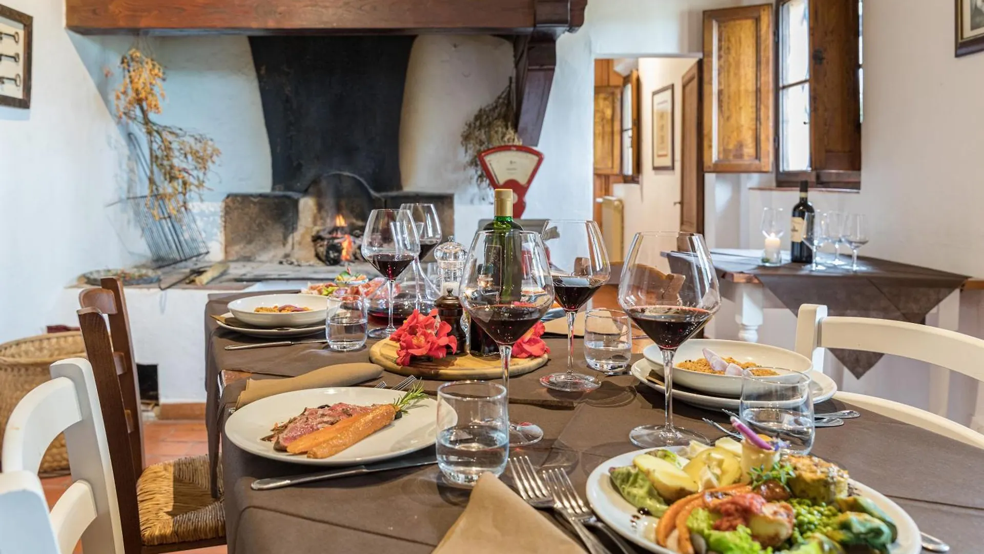 Villa Agriturismo Tenuta La Campana Asciano 0*,  Italy