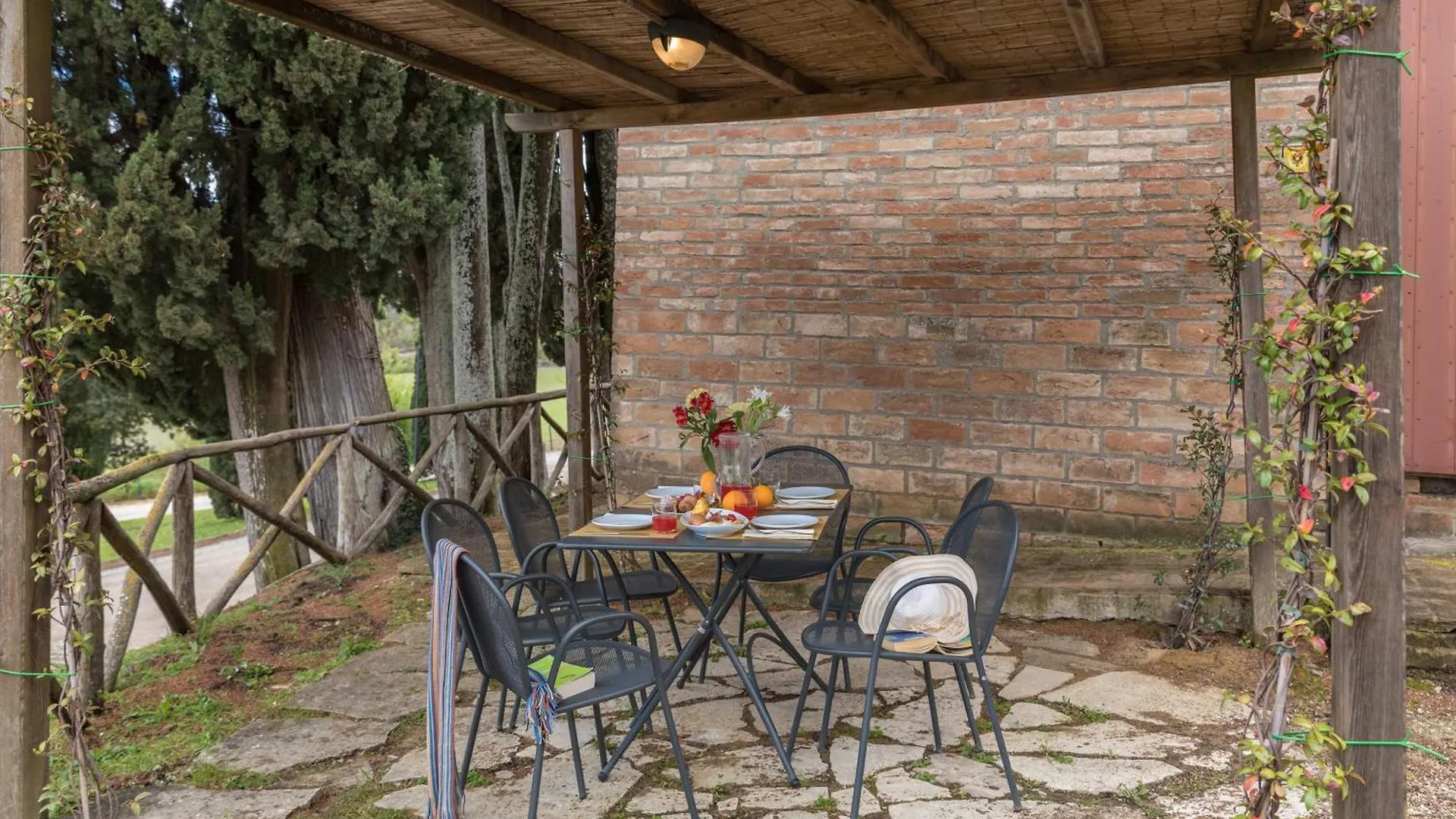 Villa Agriturismo Tenuta La Campana Asciano 0*,
