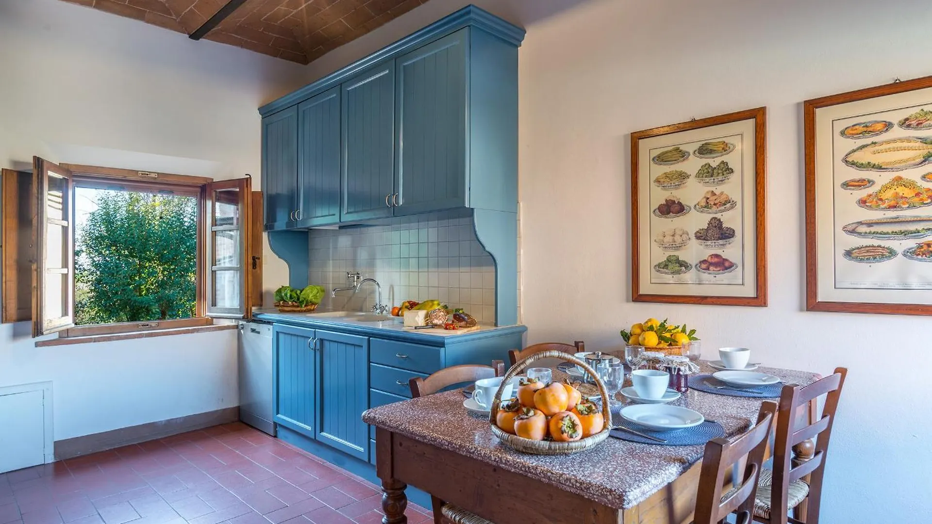 Villa Agriturismo Tenuta La Campana Asciano Italy